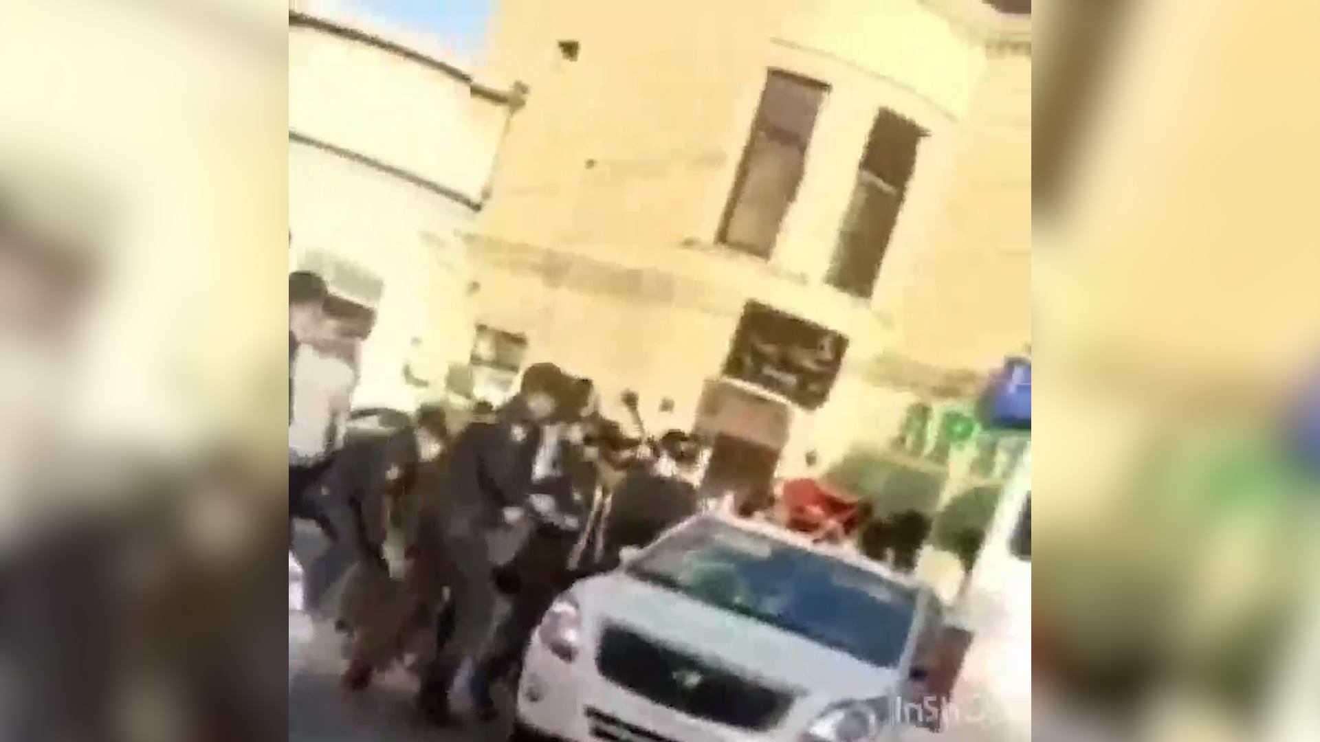 Bakıda polisin "saxla" əmrinə tabe olmayan sürücüdən ağlasığmaz hərəkət - VİDEO
