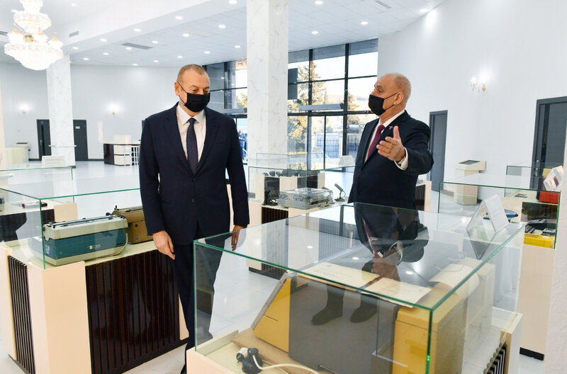 Prezident AZƏRTAC-ın yeni binası ilə tanış oldu - FOTOLAR