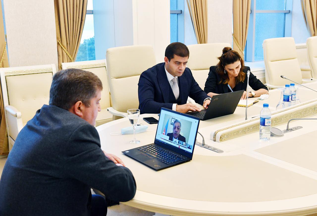 Avropa İttifaqının rəsmisi: "Paşinyanın iki ölkə prezidentləri arasında görüşə etirazı məntiqsizdir"- FOTO