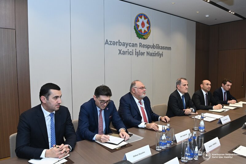 Azərbaycan və Macarıstan XİN rəhbərləri görüşdü - FOTO