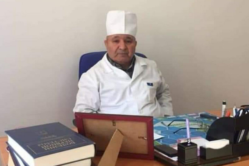 Daha bir həkim koronavirusdan vəfat etdi