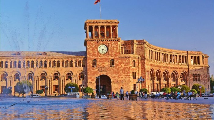 Ermənistanda Nazirlər Kabineti istefa verir, bundan sonra nə olacaq? - Erməni jurnalistdən açıqlama
