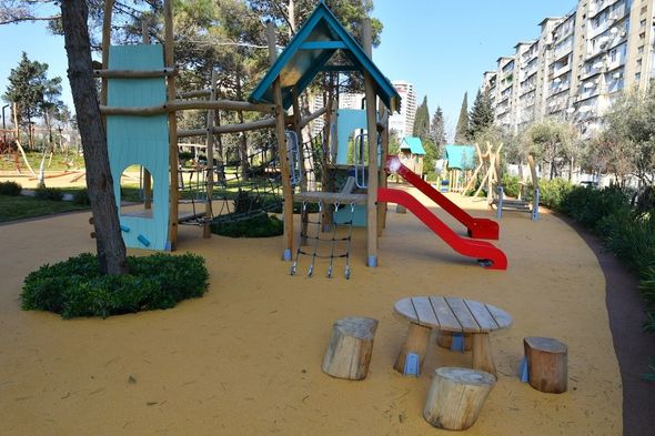 İlham Əliyev və Mehriban Əliyeva Yasamalda parkın açılışında - YENİLƏNİB+FOTO/VİDEO