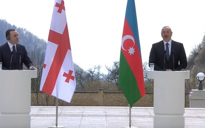 İlham Əliyev və İrakli Qaribaşvili mətbuata birgə bəyanatla çıxış edirlər - CANLI YAYIM