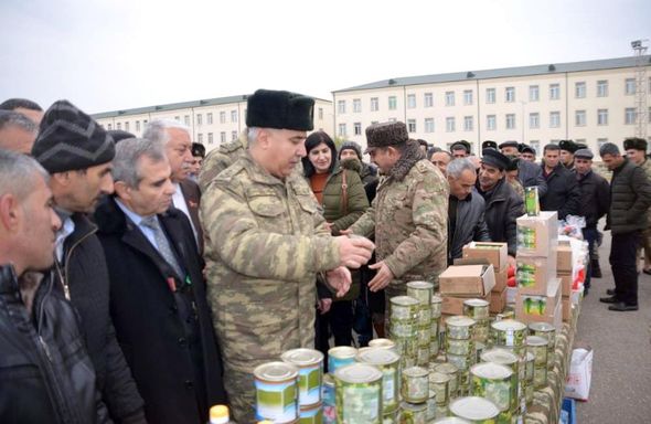 Bayramla bağlı hərbi hissələrdə "Açıq qapı" günü keçirildi - FOTO