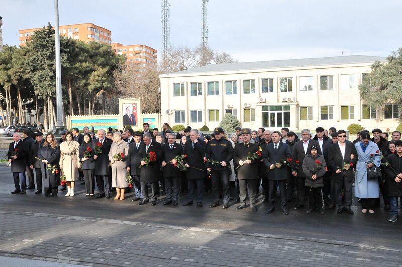 Abşeron rayonunda 20 Yanvar şəhidlərinin xatirəsi anılıb - FOTOLAR