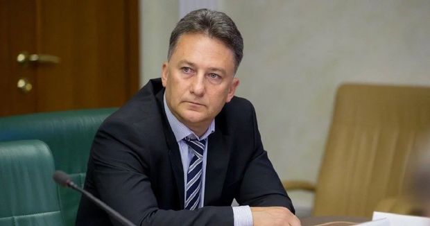 Rusiyalı ekspert: "Müharibə hər şeyi göstərdi, Ermənistan qaçdı, büdrədi, "burnunu qırdı