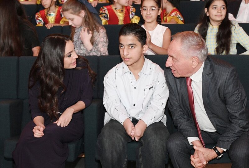 Leyla və Alena Əliyeva mükafatlandırma mərasimində - FOTOLAR