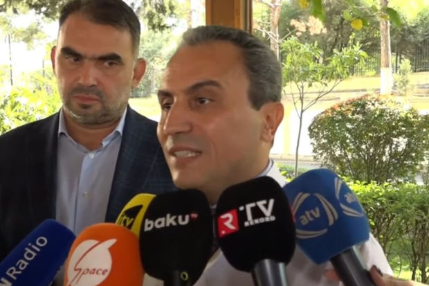 Mərkəzi Klinikanın baş həkimi: 