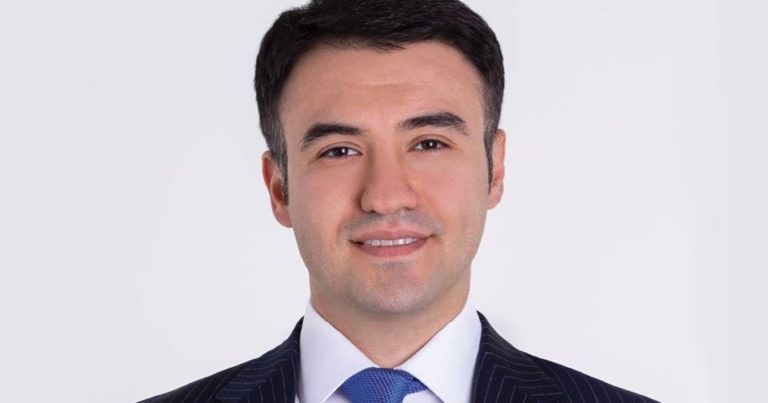 Bu deputat Səməd Seyidova müavin seçildi 