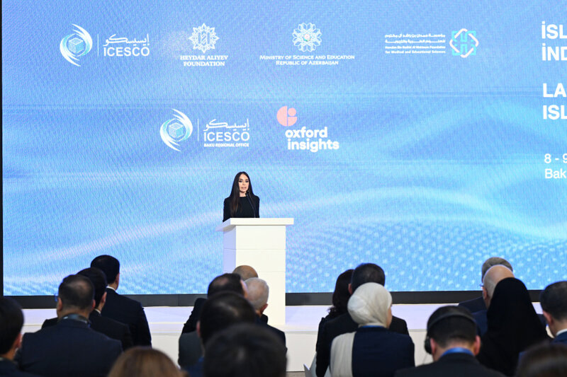 Leyla Əliyeva Bakıda beynəlxalq konfransın açılışında - Fotolar