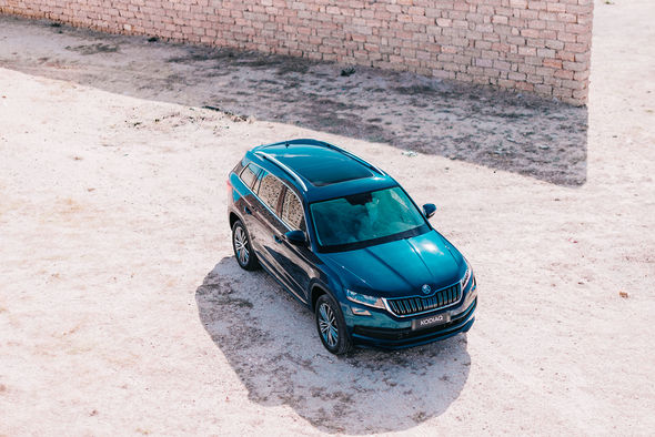 Yeni İlə yeni "Skoda" ilə - FOTO