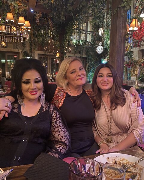 Türkiyəli məşhur müğənnidən Aybəniz Haşimova ilə bağlı paylaşım - FOTO