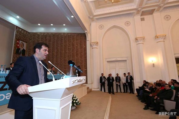 Zaur Darabzadə ilə görüş üçün ayrılan məkana seçicilər sığmadı - FOTO/VİDEO