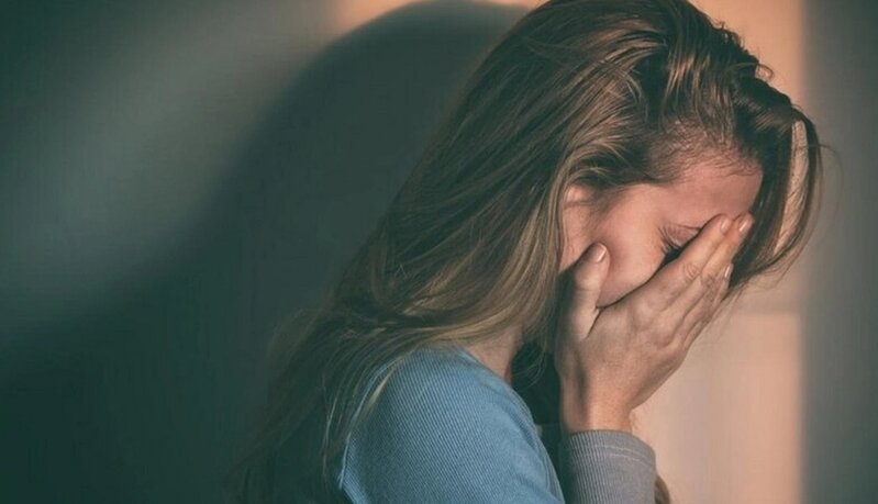 Bakıda sabiq direktor azyaşlı qızının pornoqrafik görüntülərini yayıb - TƏFƏRRÜAT