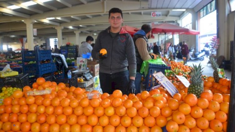 Bakı bazarlarında salfetli portağal: 