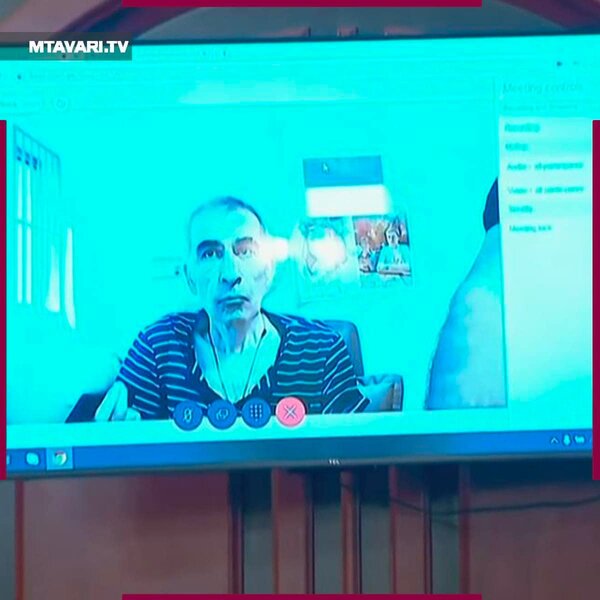 Zelenski Tbilisidən Saakaşvilini tələb edir