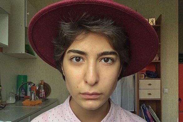 Rusiyadan anası tərəfindən zorla Bakıya gətirilən qız ölkəsinə yola salındı 