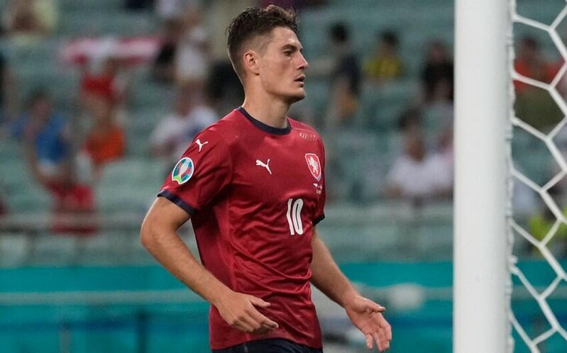 Çexiyalı futbolçu Bakıda Milan Baroşun rekordunu TƏKRARLADI