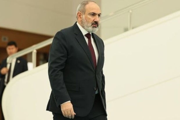 Paşinyan Brüsselə getdi