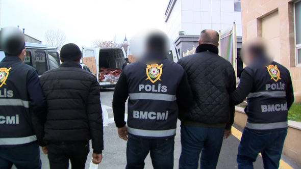 10 ton ölmüş heyvan əti satan şəxslər saxlanılıb - FOTO/VİDEO
