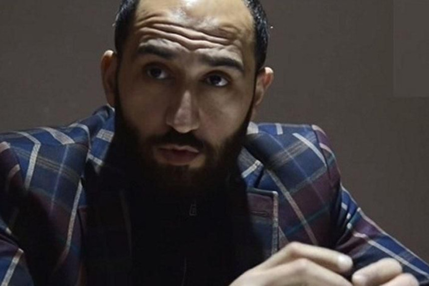 "Dedim ki, "Vüqar, narahat olma sağalacaqsan", amma xəstəliyi ciddi idi..." Elşən Xəzər