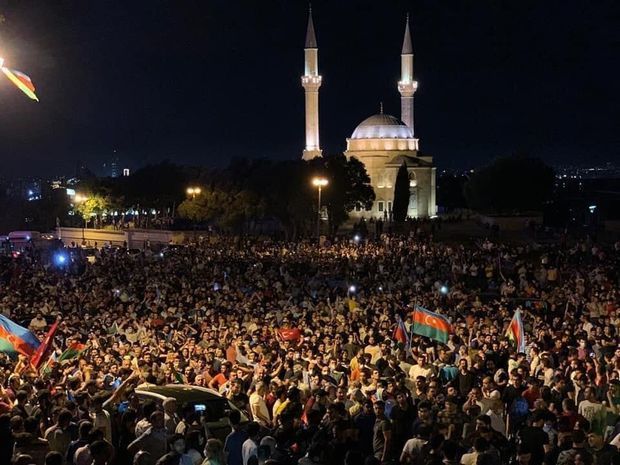 Bakıdakı yürüş gecəsi təxribat törədənlər tutuldu - FOTO