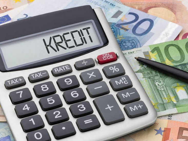 Vərəsə olmayan ailə üzvündən kredit borcu tələb edilə bilərmi? — Ekspertdən AÇIQLAMA