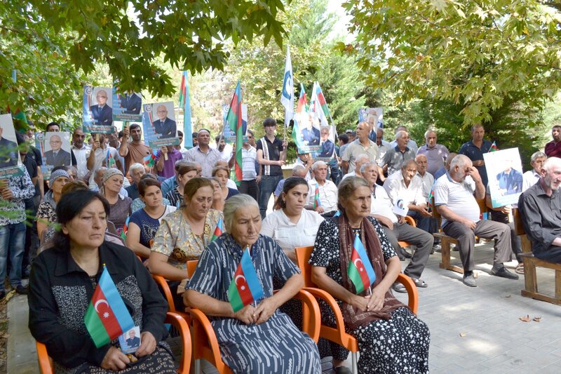 Elçin Mirzəbəyli Çiyni kəndində seçicilərlə görüşüb - FOTO