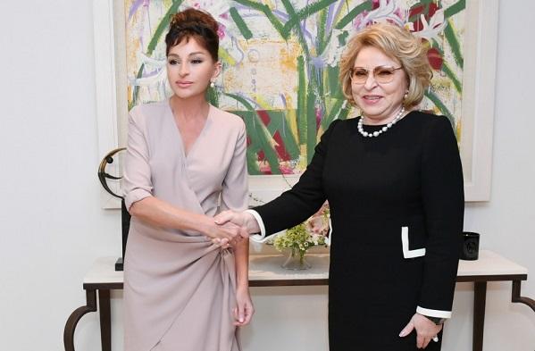 Matviyenko Mehriban Əliyevaya zəng etdi