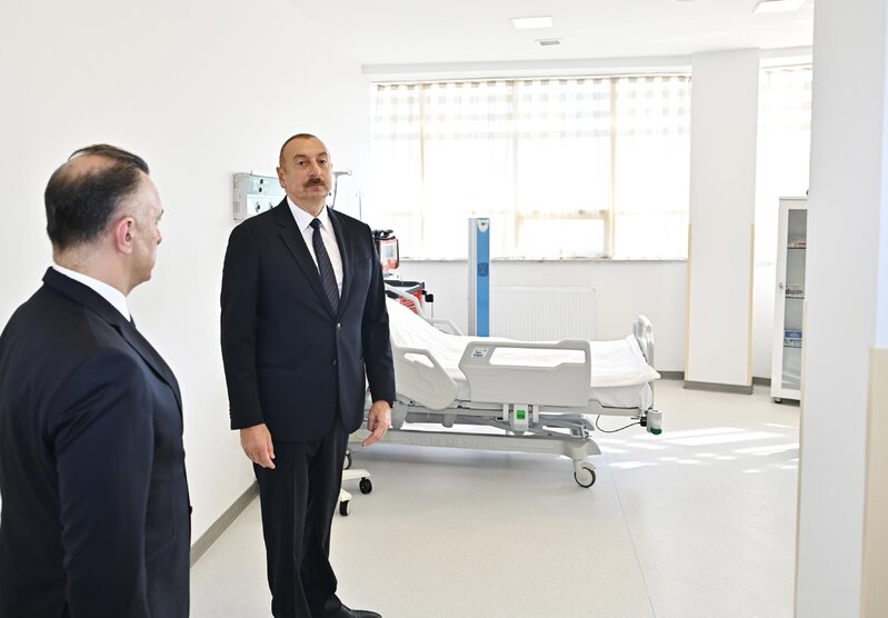 İlham Əliyev Bakıda sanatoriyanın açılışında iştirak etdi - FOTOLAR
