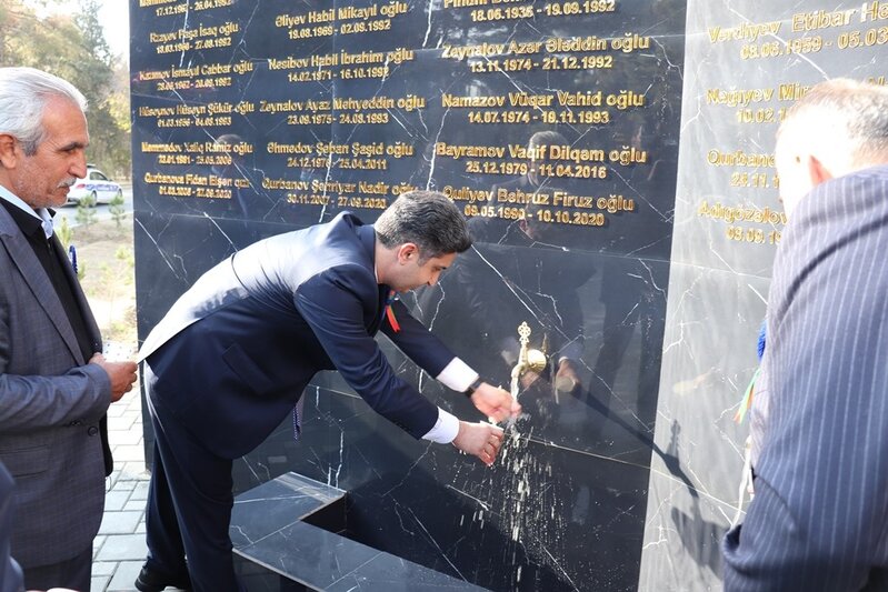 Memorial Abidə bulaq kompleksinin açılışı olub - FOTOLAR