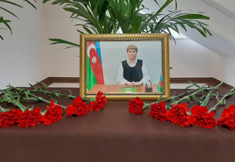 Bakıda müəllim vəfat etdi - FOTO