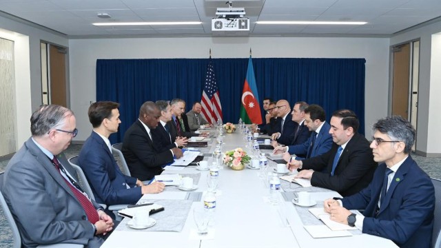 XİN Ceyhun Bayramovla Blinken arasında görüş barədə məlumat yaydı