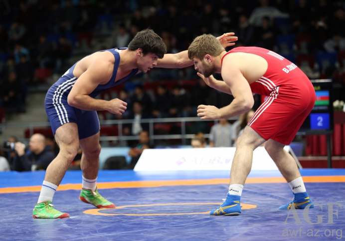 Güləşçimiz dünya çempionatında gümüş medal qazandı