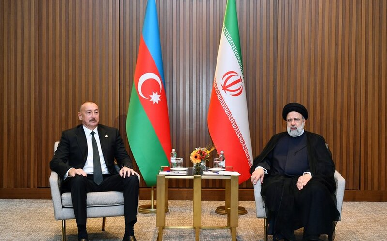 İbrahim Rəisi Prezident İlham Əliyevə zəng etdi