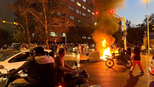 Kanada Məhsa Əmininin ölümünə görə məsuliyyət daşıyanlara sanksiya TƏTBİQ EDƏCƏK