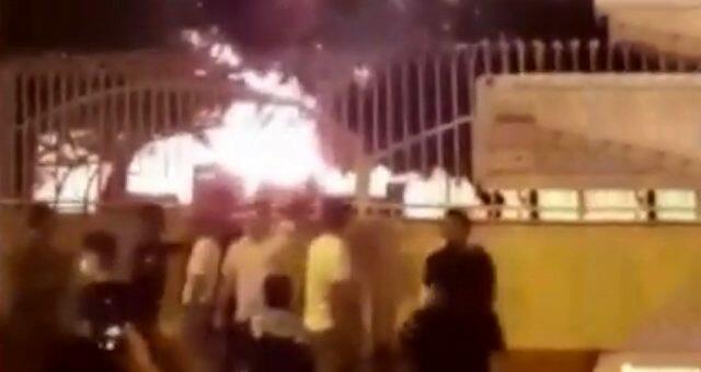 İranda DƏHŞƏT: koronovirusa yoluxanların yerləşdiyi xəstəxana yandırıldı - VİDEO