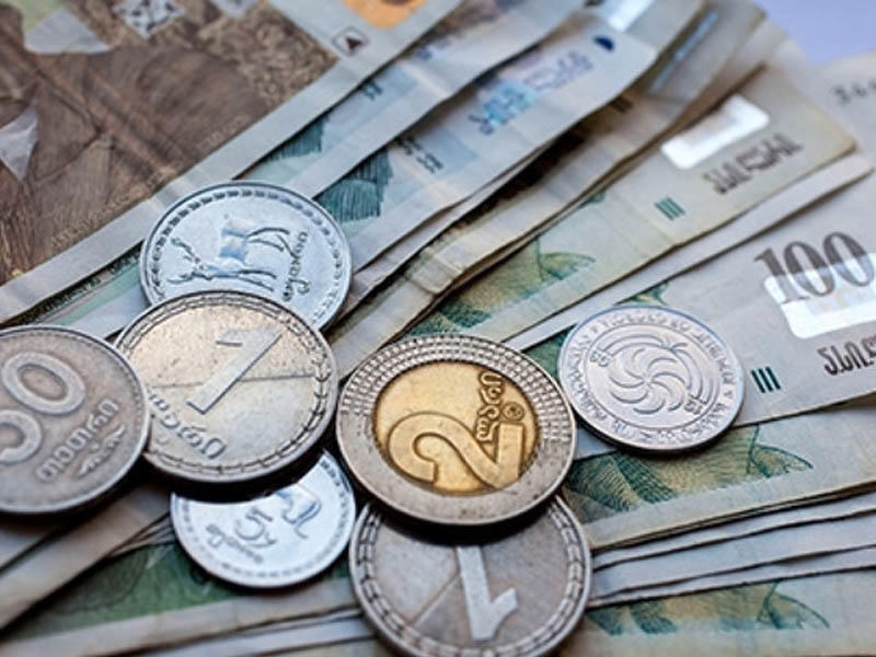 Tiflis peşmandır: Lari dəyərdən düşdü, 300 milyon itirildi