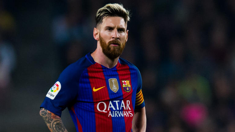 Messi rəsmən PSJ-də - VİDEO