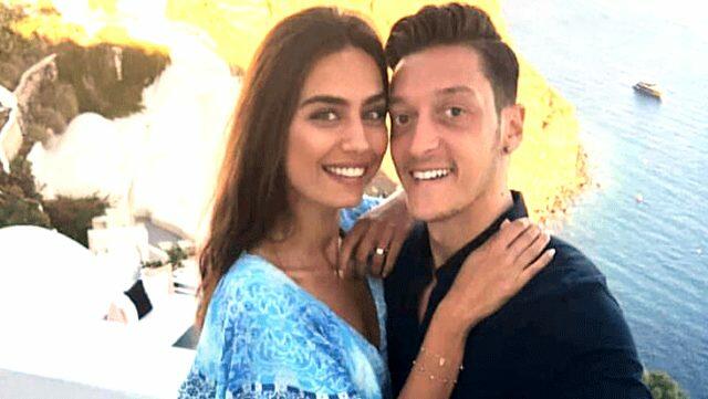 Mesut Özilin ailəsində xoş gün – FOTO