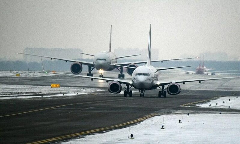 Moskva aeroportlarında 30-dan çox reys TƏXİRƏ SALINDI