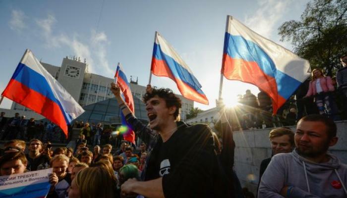 Rusiya AYAĞA QALXDI: Moskvada kütləvi həbslər var - CANLI (YENİLƏNİR)
