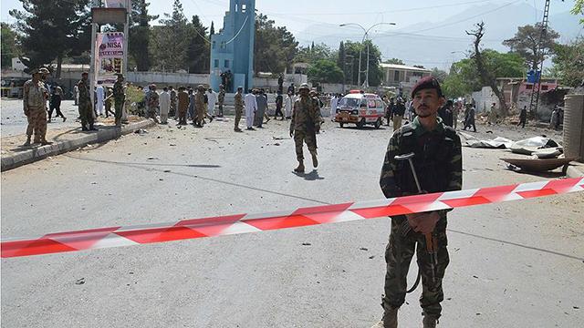 Pakistanda bazarda bomba partladı - Bir nəfər öldü, altı nəfər yaralandı