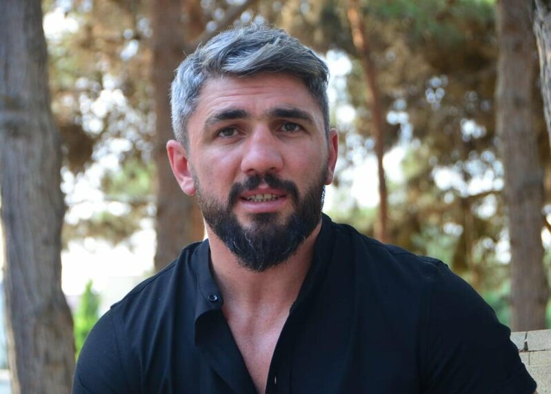 Pərviz Abdullayev həyatını klipə çəkir