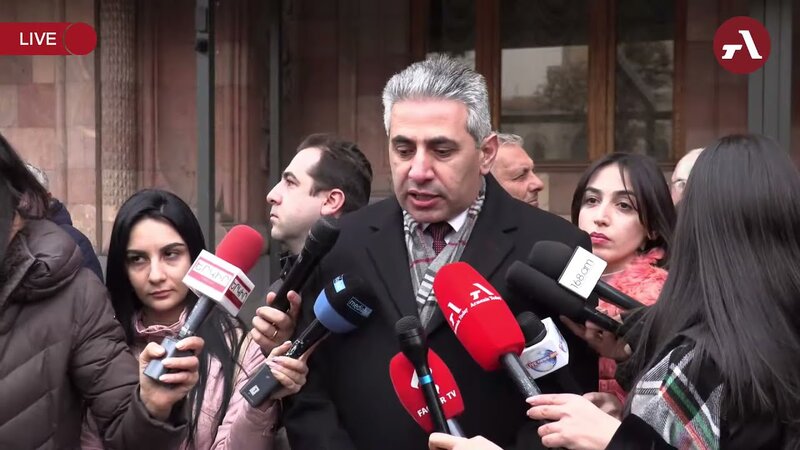 İrəvanda naməlum şəxslər tərəfindən döyülən Edqar Qazaryan xəstəxanalıq oldu