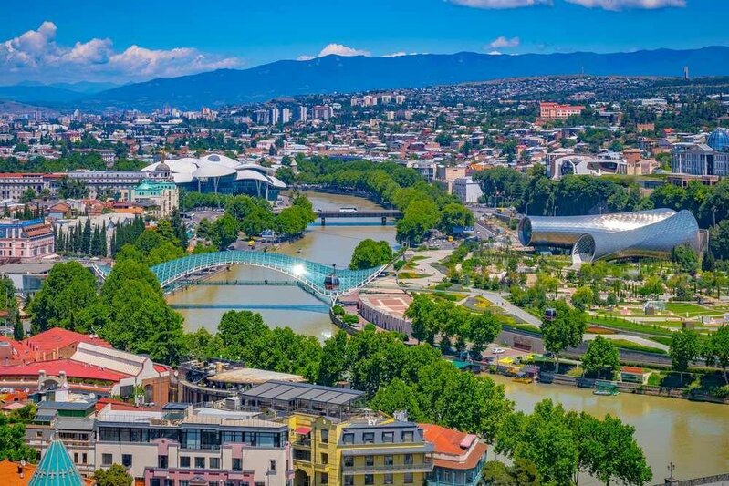 Qonşumuzda sabahdan karantin yumşaldılır