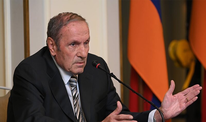 Levon Ter-Petrosyanın Rusiya səfiri ilə yeni görüşü diqqət çəkdi
