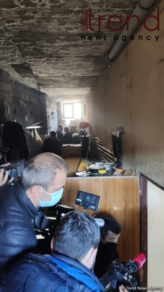 Bakıda 5 nəfərin meyiti tapılan evdən görüntülər - FOTO
