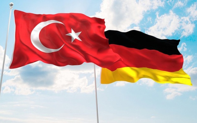 Türkiyə Almaniyadakı səfirini GERİ ÇAĞIRDI